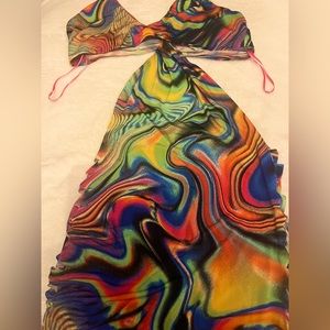 “FASHION NOVA” TROPICAL HALTER RUNCHED SIDE CUT-OUTS MIDI DRESS. OPEN BACK..SZ.L